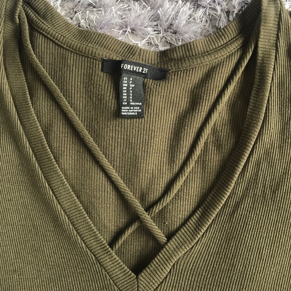 Long sleeve Forever 21 ribbed shirt - Picture 2 of 4